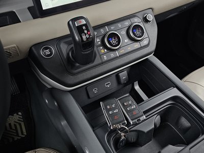 صورة مصغرة 12 لـ 2022 LAND Rover DEFENDER