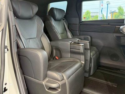 TOYOTA VELLFIRE - 10
