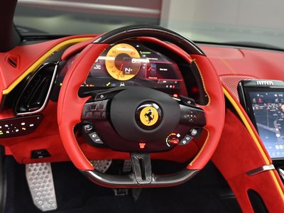 FERRARI ROMA - 8