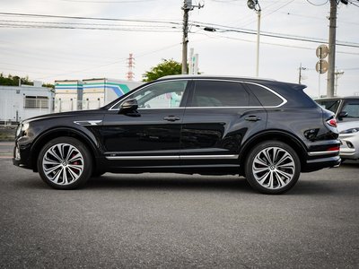 BENTLEY BENTAYGA - 4