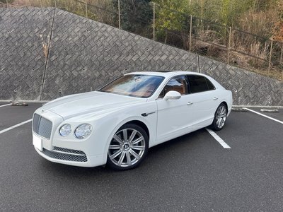 BENTLEY FLYING SPUR - 1