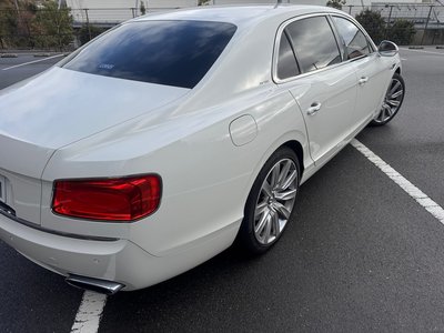 BENTLEY FLYING SPUR - 4