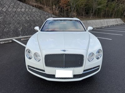 BENTLEY FLYING SPUR - 2