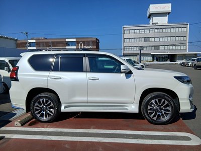TOYOTA LAND CRUISER PRADO - 4