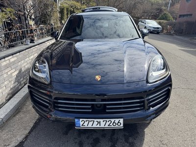 PORSCHE CAYENNE - 8