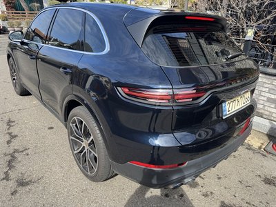 PORSCHE CAYENNE - 5