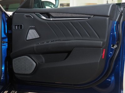 صورة مصغرة 11 لـ 2022 Maserati GHIBLI