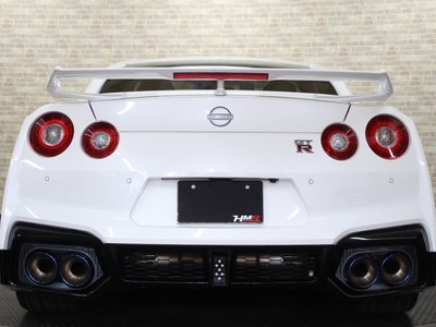 NISSAN GT-R - 10