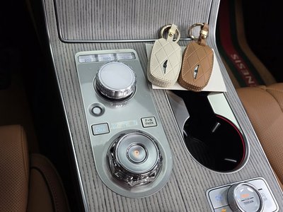 GENESIS GV80 - 9