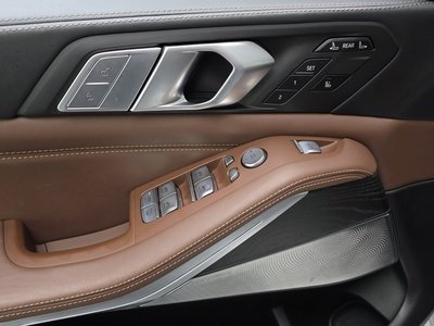 2021 BMW X7 缩略图 29