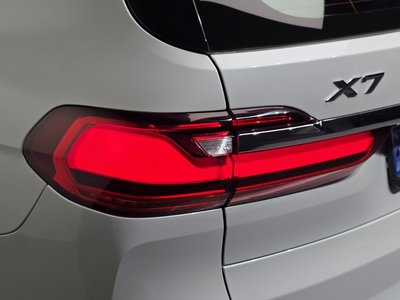 2021 BMW X7 photo 10