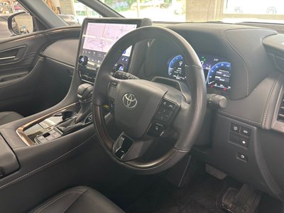 TOYOTA ALPHARD - 4
