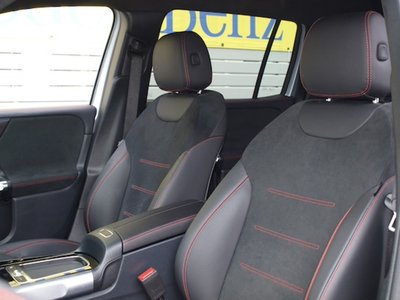 MERCEDES-BENZ GLB-CLASS - 10