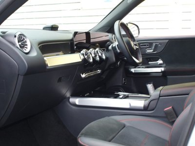 MERCEDES-BENZ GLB-CLASS - 8