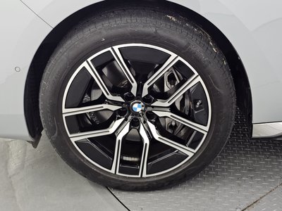 2023 BMW 7 SERIES photo 6