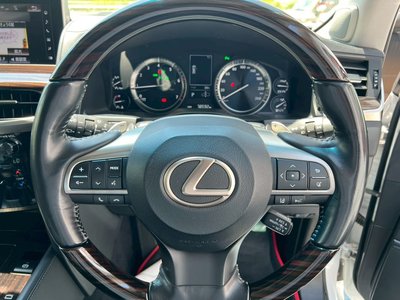2017 Lexus LX 缩略图 19