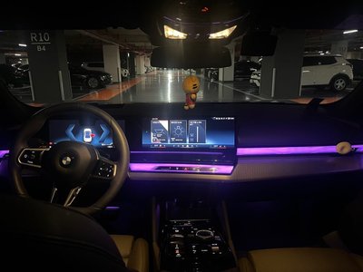 BMW 5 SERIES - 8