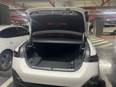 BMW 5 SERIES - 7