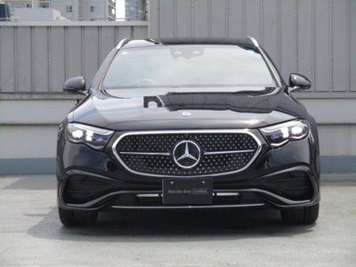 2025 Mercedes-BENZ E-CLASS 照片 2