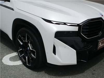 BMW XM - 10