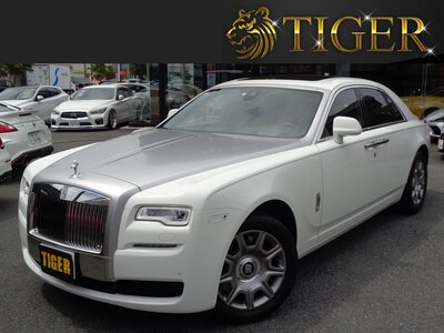 ROLLS-ROYCE GHOST