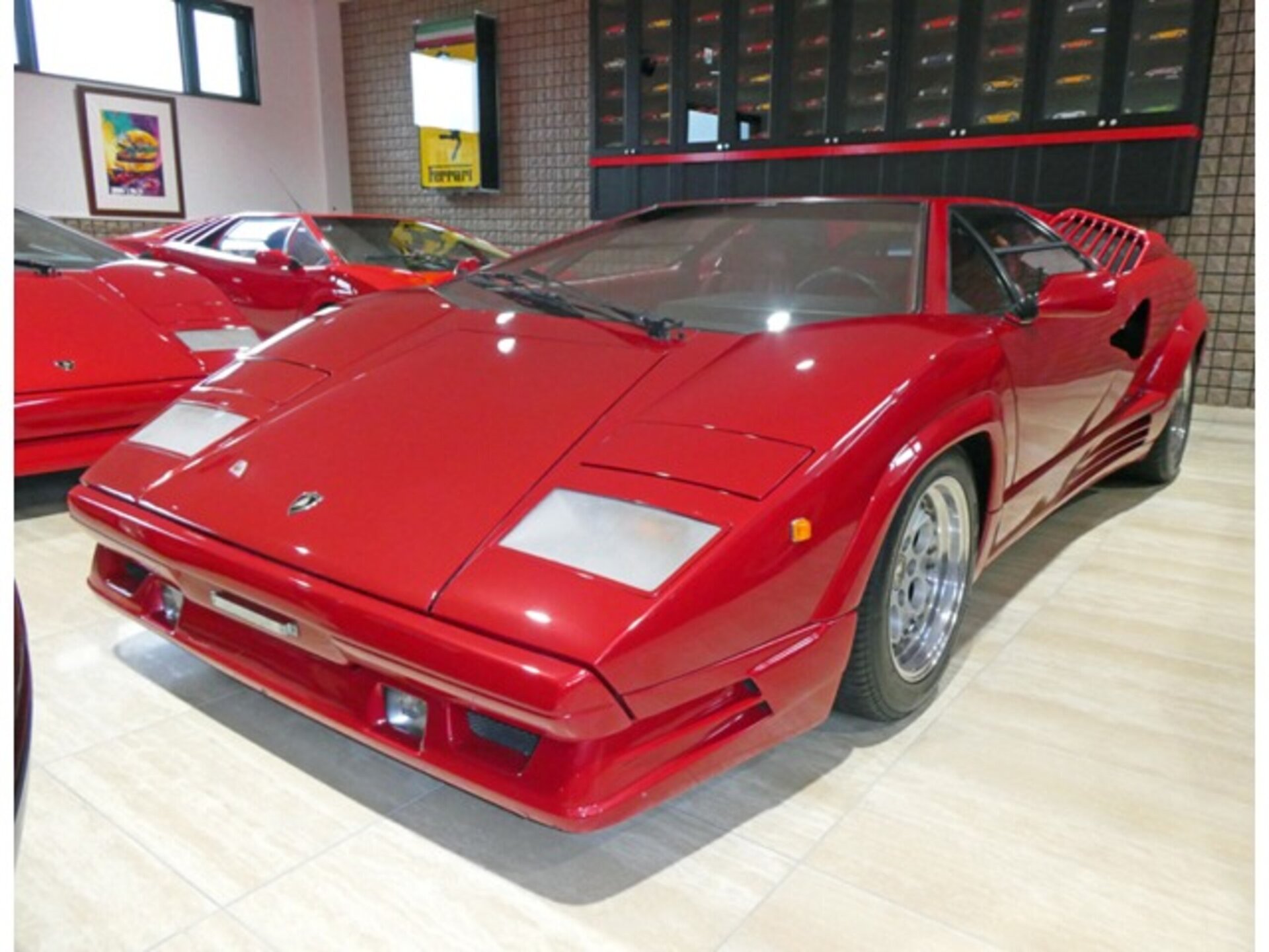 LAMBORGHINI COUNTACH - View 1