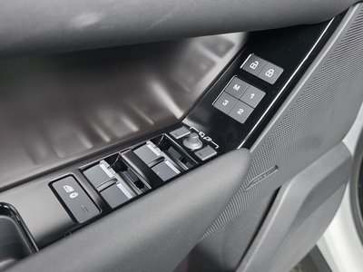 صورة مصغرة 13 لـ 2025 LAND Rover RANGE ROVER VELAR