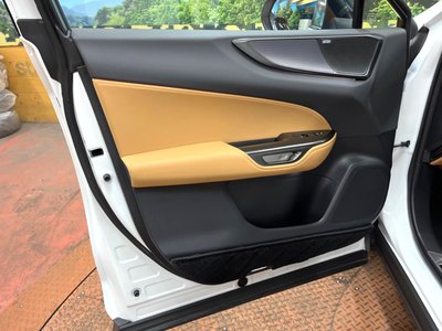 2024 Lexus NX — миниатюра 24