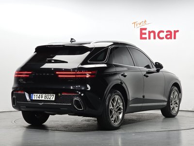 صورة 3 لـ 2021 Genesis GV70