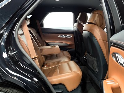 2021 Genesis GV70 — миниатюра 12