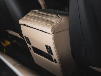 2016 LAND Rover DEFENDER thumbnail 16