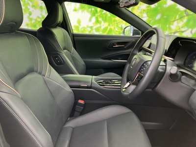 TOYOTA CROWN SPORT - 4