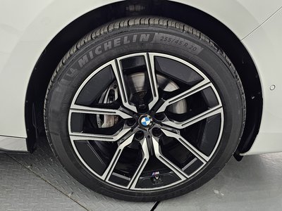 BMW 7 SERIES - 8