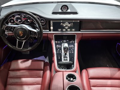 PORSCHE PANAMERA - 5