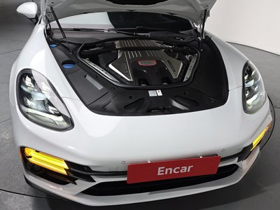 PORSCHE PANAMERA - 7