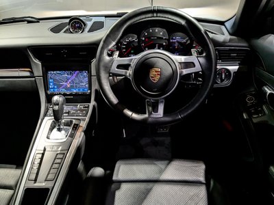 2013 Porsche 911 — миниатюра 19