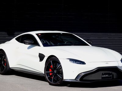 ASTON MARTIN VANTAGE