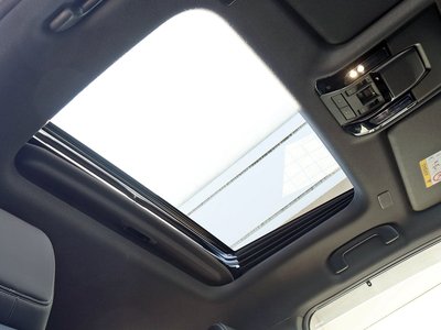 TOYOTA LAND CRUISER 250 - 6