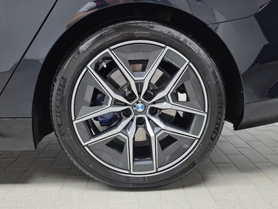صورة 8 لـ 2025 BMW 5 SERIES
