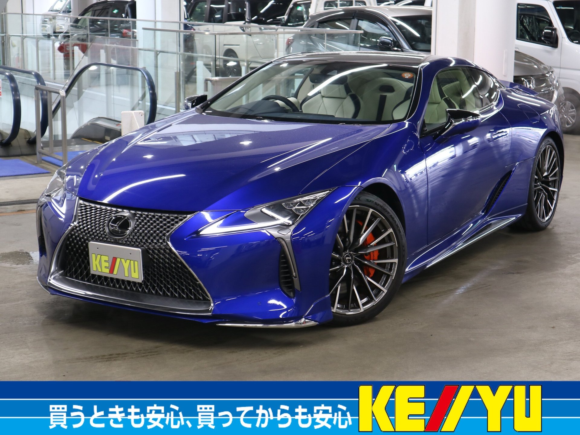 LEXUS LC - View 1