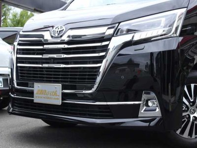 TOYOTA GRAND ACE - 8