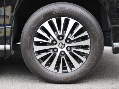 TOYOTA GRAND ACE - 5