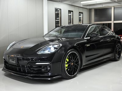 PORSCHE PANAMERA - 1