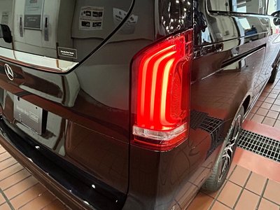 2023 Mercedes-BENZ V-CLASS — миниатюра 13