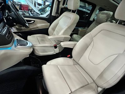 2023 Mercedes-BENZ V-CLASS — миниатюра 32