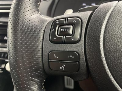 صورة مصغرة 21 لـ 2021 Lexus IS