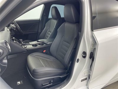 صورة مصغرة 27 لـ 2021 Lexus IS