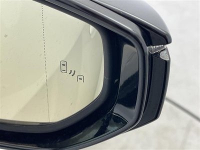 صورة مصغرة 40 لـ 2021 Lexus IS