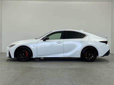صورة مصغرة 35 لـ 2021 Lexus IS