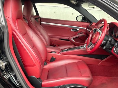 صورة 9 لـ 2017 Porsche 718